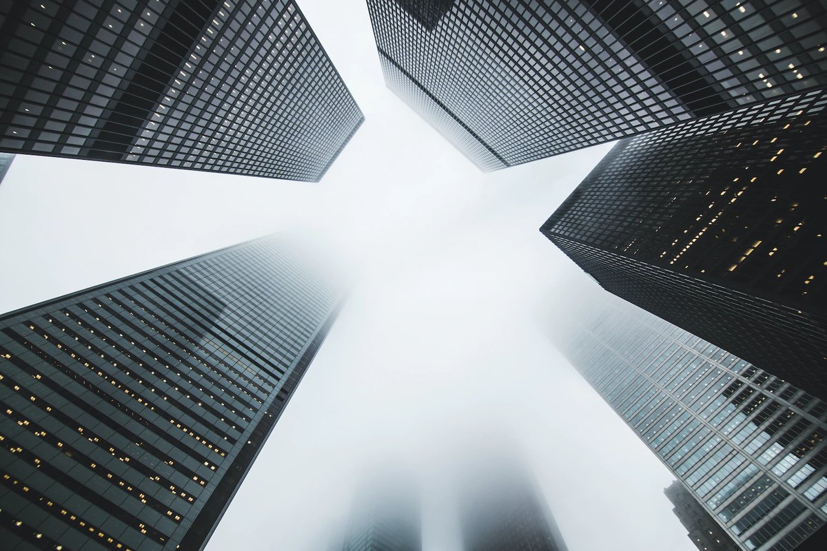 商务部等9部门联合印发《关于扩大服务消费的若干政策措施》
